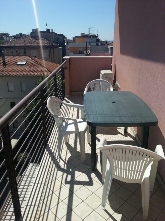 Apartamento Vista Mare Rímini Exterior foto